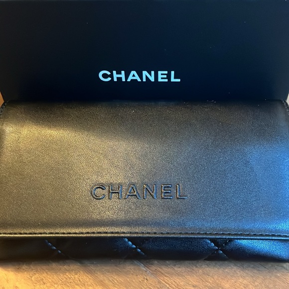 EUC Chanel Eyeglasses ❤️ - Picture 5 of 5